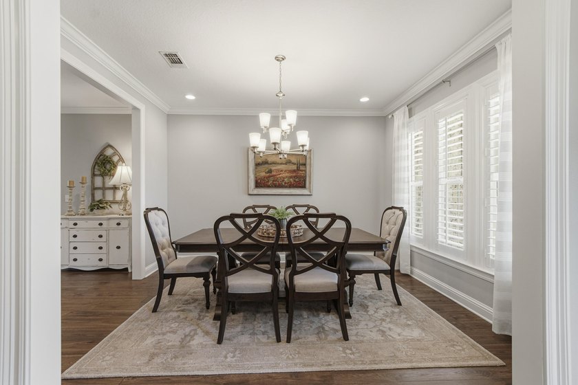 *Seller will contribute $10,000 to buyer's closing costs or - photo 5