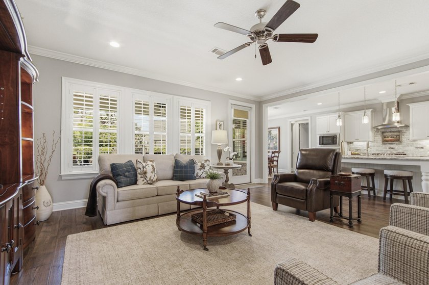 *Seller will contribute $10,000 to buyer's closing costs or - photo 7