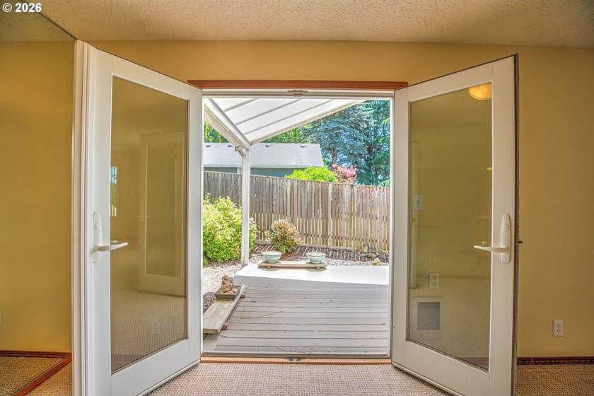 Well-maintained one-level home conveniently located in downtown - photo 13