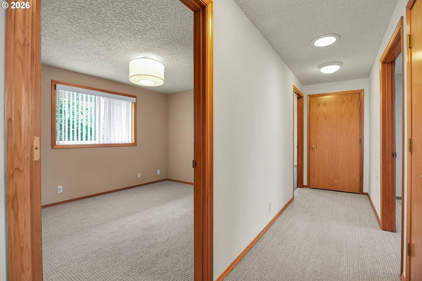 Well-maintained one-level home conveniently located in downtown - photo 14