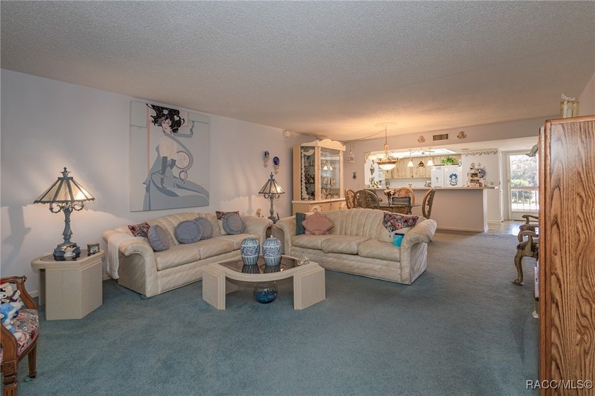Relax and enjoy convenient living in this 2nd floor corner end - photo 19