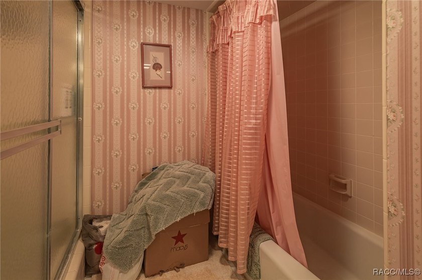 Relax and enjoy convenient living in this 2nd floor corner end - photo 27