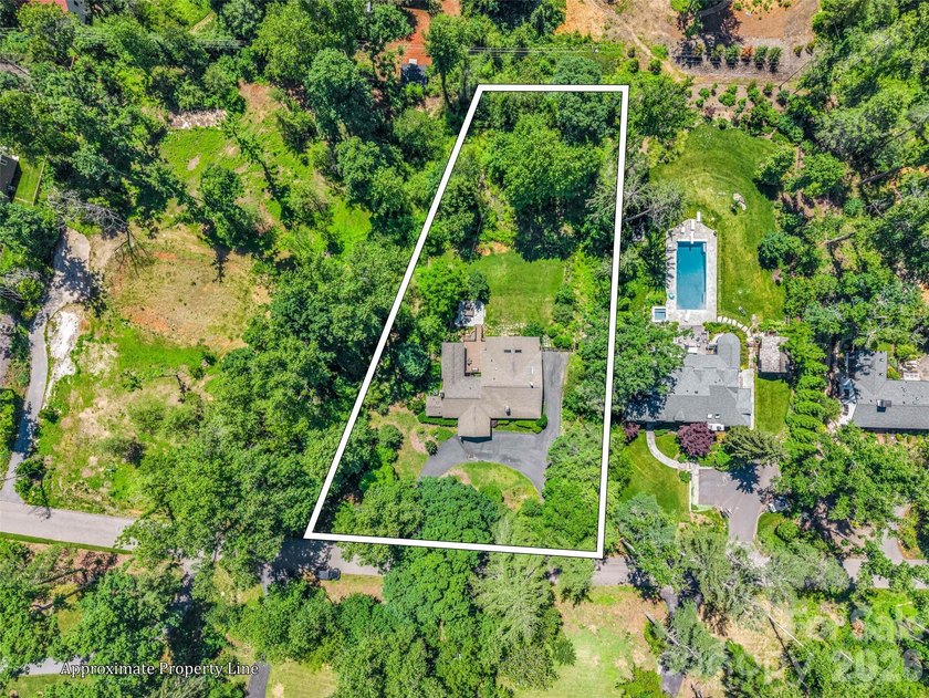 Discover unparalleled single-level living and privacy in the - photo 41
