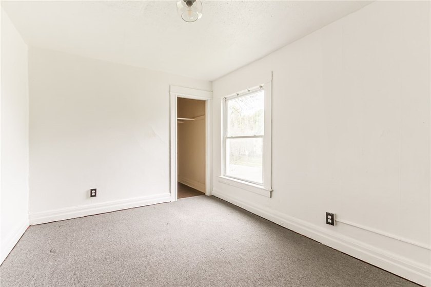 Great opportunity for both owner-occupants and investors! This - photo 14