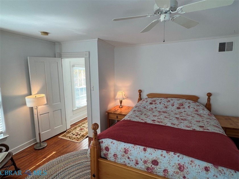 Charming, bright cottage home located on historic *Cottage Row* - photo 16