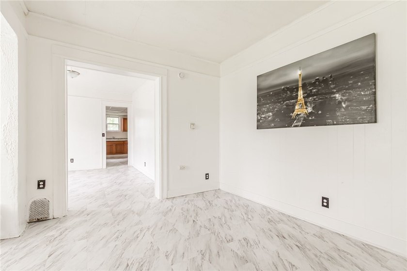 Great opportunity for both owner-occupants and investors! This - photo 24