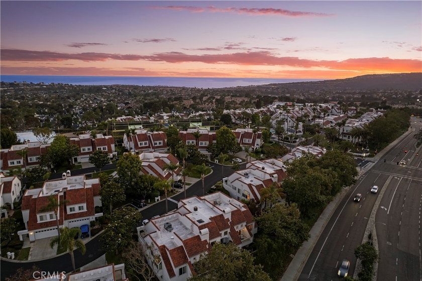 Rarely available end-unit 3-bedroom, 3 full-bath home in the - photo 27