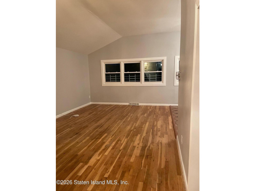 Spacious two-family high ranch situated on an oversized corner - photo 7
