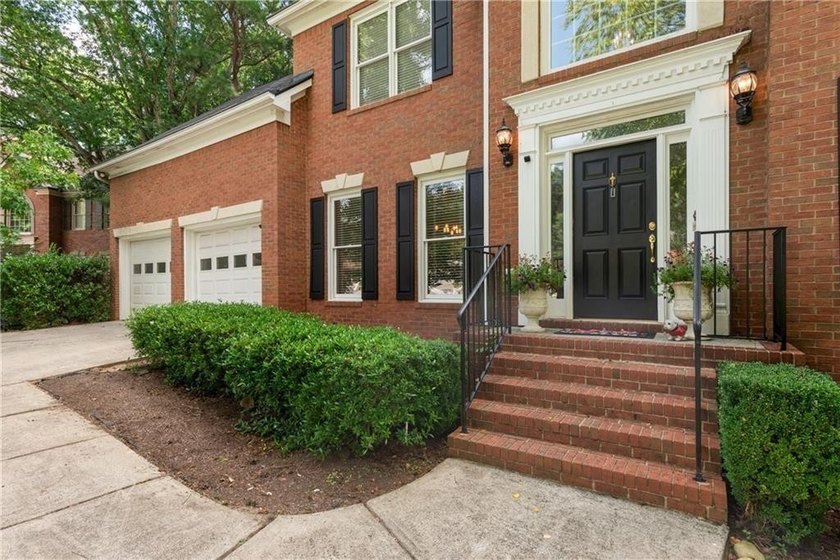 Water views in Downtown Alpharetta! Nestled in desirable - photo 3