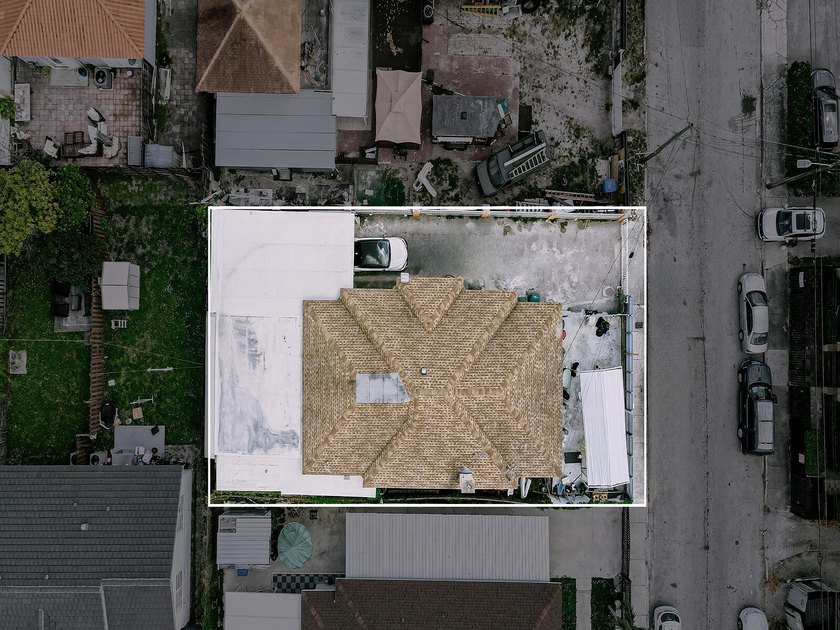 Great opportunity in the heart of Miami! This 3-bedroom, 1-bath - photo 3