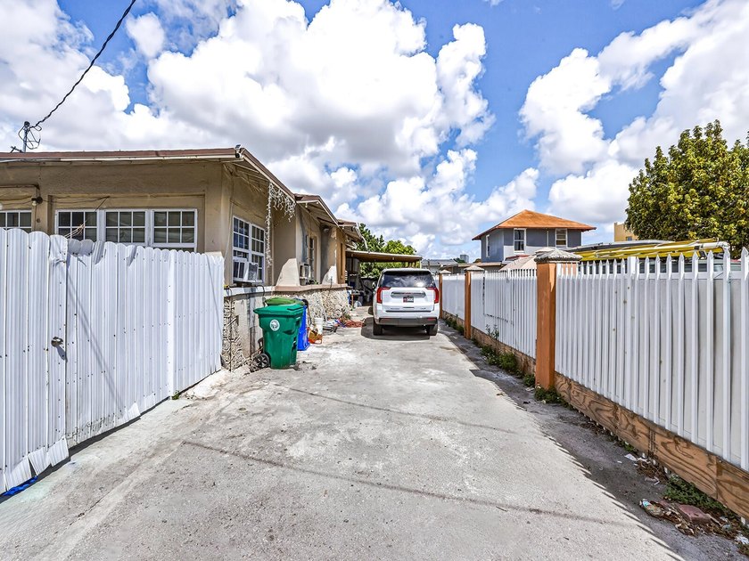 Great opportunity in the heart of Miami! This 3-bedroom, 1-bath - photo 6