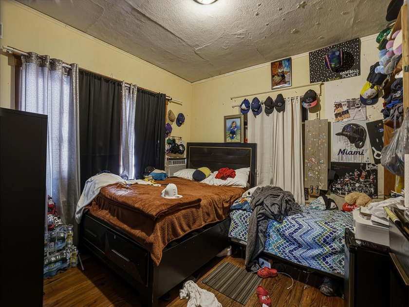 Great opportunity in the heart of Miami! This 3-bedroom, 1-bath - photo 10