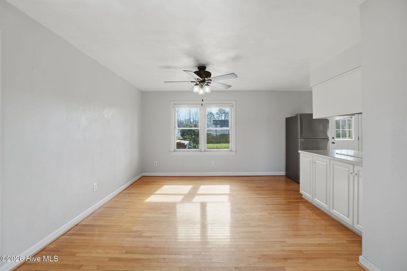 Welcome to this charming property located at 225 Sawyers Creek - photo 11