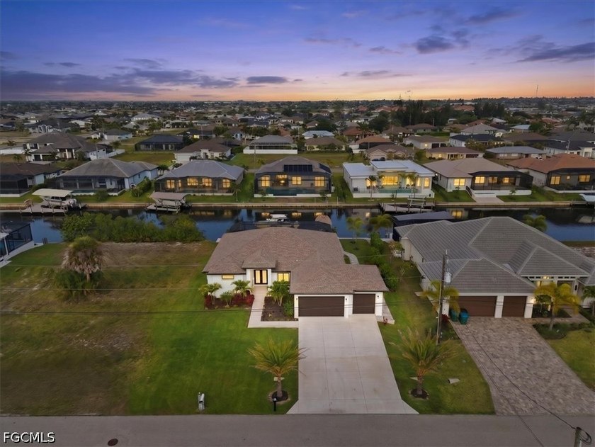 GULF ACCESS WATERFRONT HOME - ONLY 21 MINUTES TO OPEN WATER! ALL - photo 32