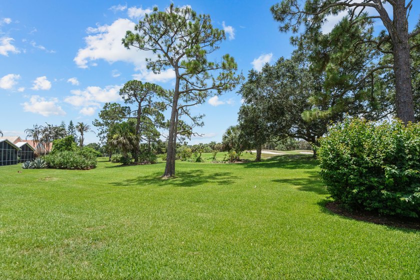 Meticulously maintained and beautifully presented, this - photo 39