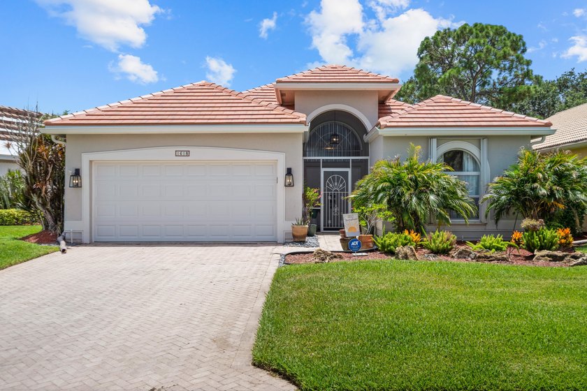 Meticulously maintained and beautifully presented, this - photo 42