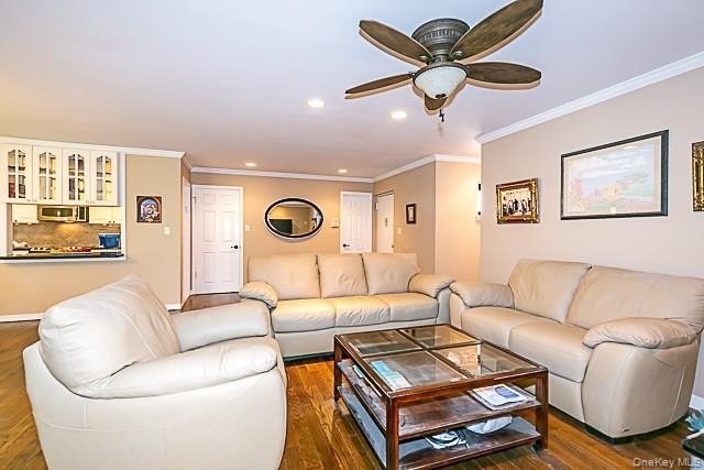 *FEELS LIKE A RANCH HOUSE* 1450 sq.ft. Open Floor Plan Unit - 1 - photo 6
