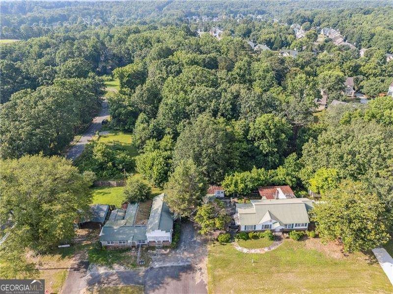 Dual-Zoned, Double the Potential: Invest, Build, Thrive! Prime - photo 5