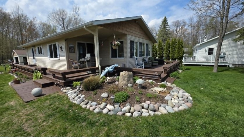 Welcome to your dream lakefront retreat on beautiful Cedar Lake - photo 23