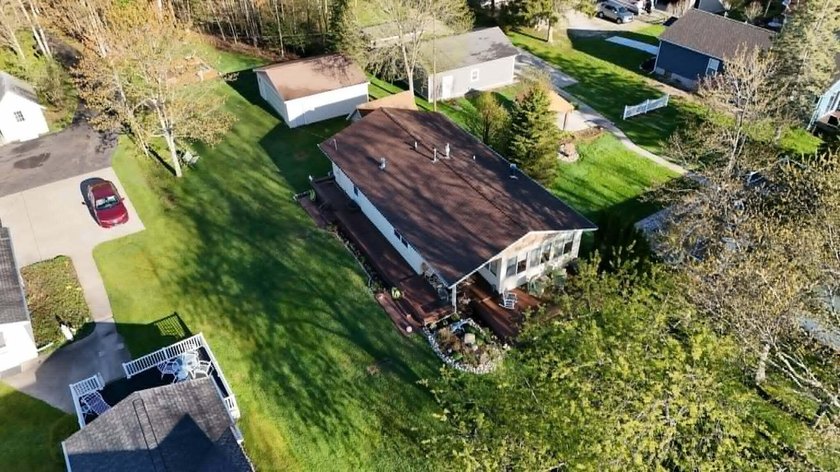 Welcome to your dream lakefront retreat on beautiful Cedar Lake - photo 36