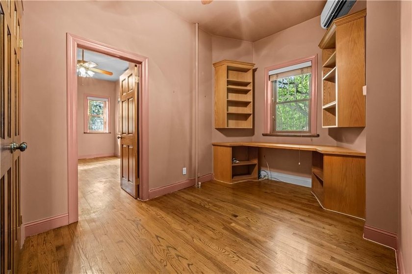 A Rare Corner Brownstone Opportunity in the Heart of Carroll - photo 9