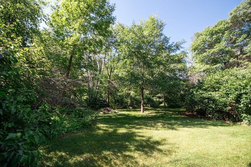 Lovingly well maintained 2 owner 3 bed, 4 bath 2003 built 1752 - photo 6