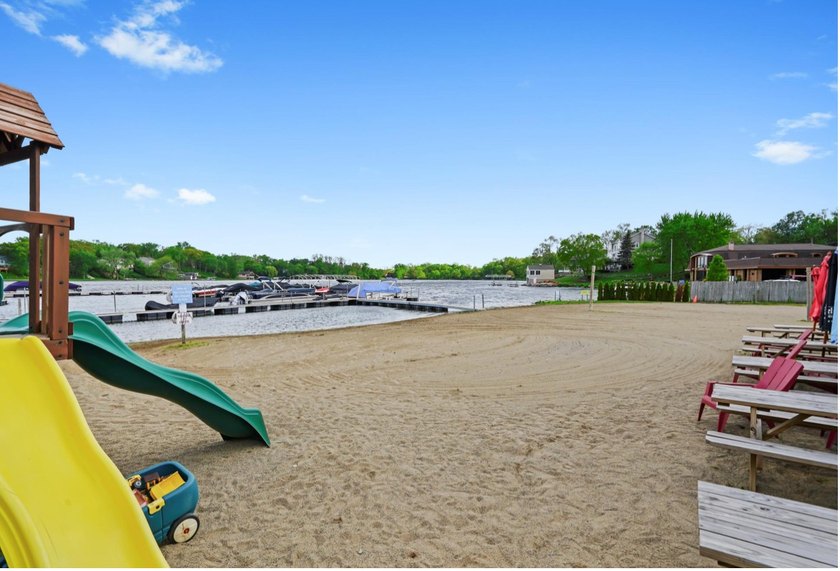 Welcome to this beautiful 3-bedroom, 2-bath home. Inside, you'll - photo 22
