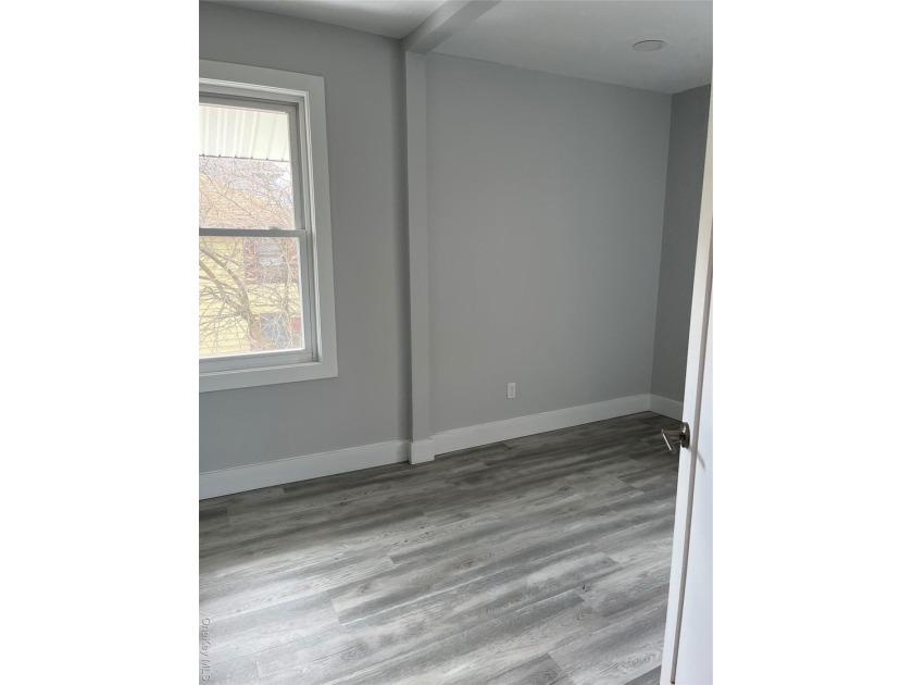 Welcome to this income-producing residential property in the - photo 32
