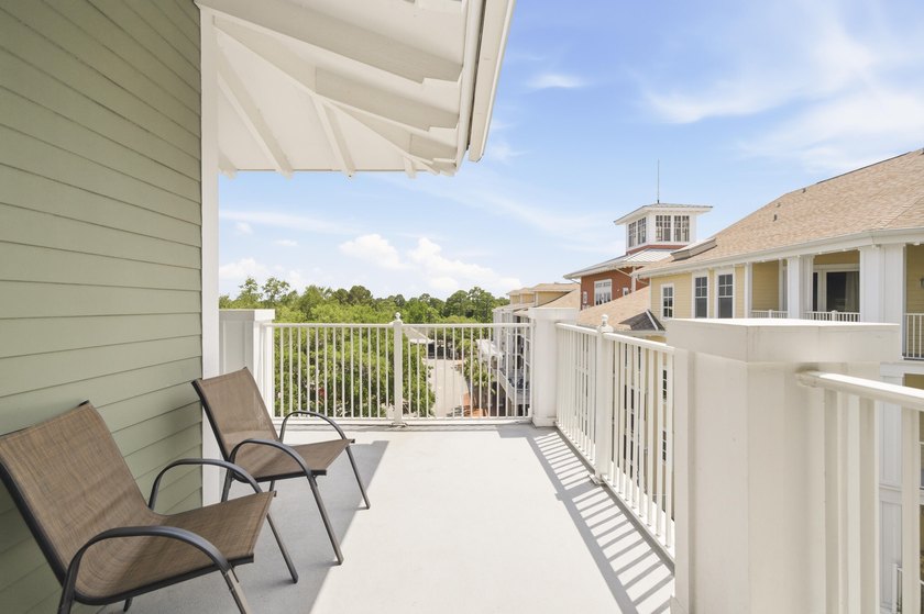 Currently the best-priced 2BR/2BA lock-out in the Miramar - photo 2