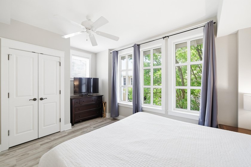 Currently the best-priced 2BR/2BA lock-out in the Miramar - photo 10