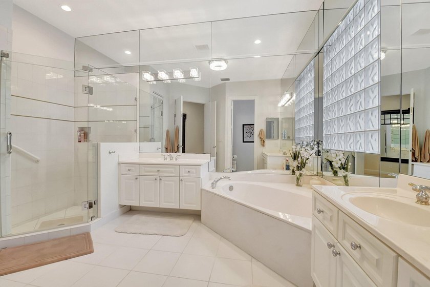 Perfect Cul-De-Sac Home in Manchester Greens, Wycliffe Golf &amp; - photo 26