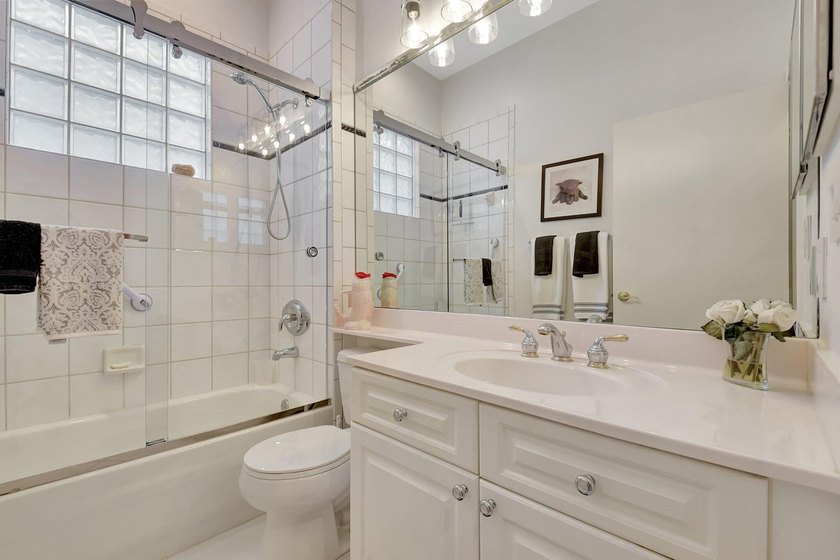 Perfect Cul-De-Sac Home in Manchester Greens, Wycliffe Golf &amp; - photo 31