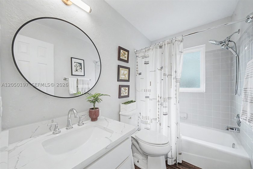 Rare Waterfront Opportunity Tastefully updated canal-front - photo 32