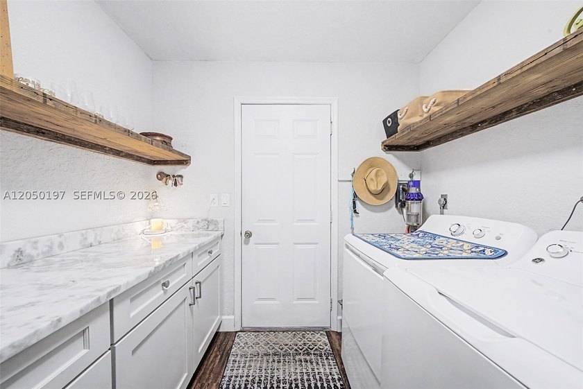 Rare Waterfront Opportunity Tastefully updated canal-front - photo 33