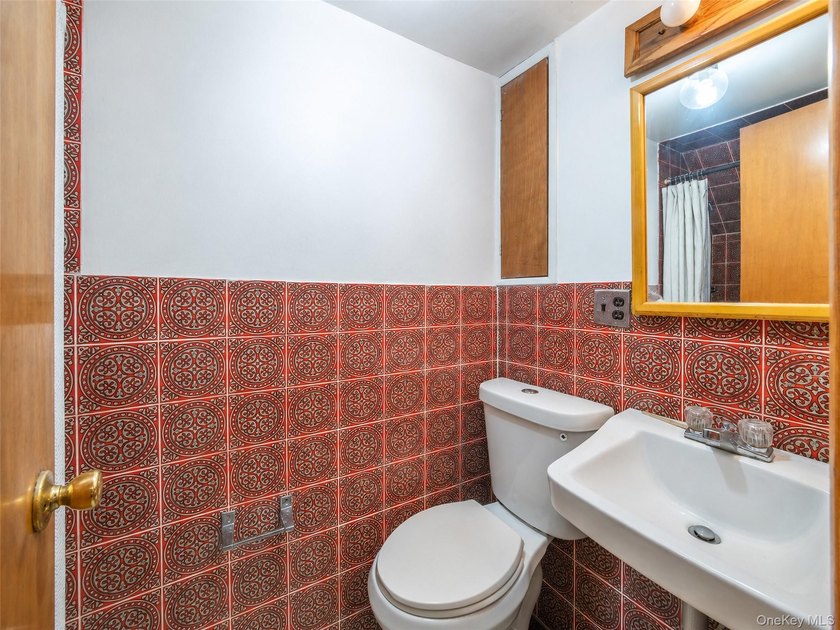 Welcome to this solid brick, detached single-family home in - photo 26