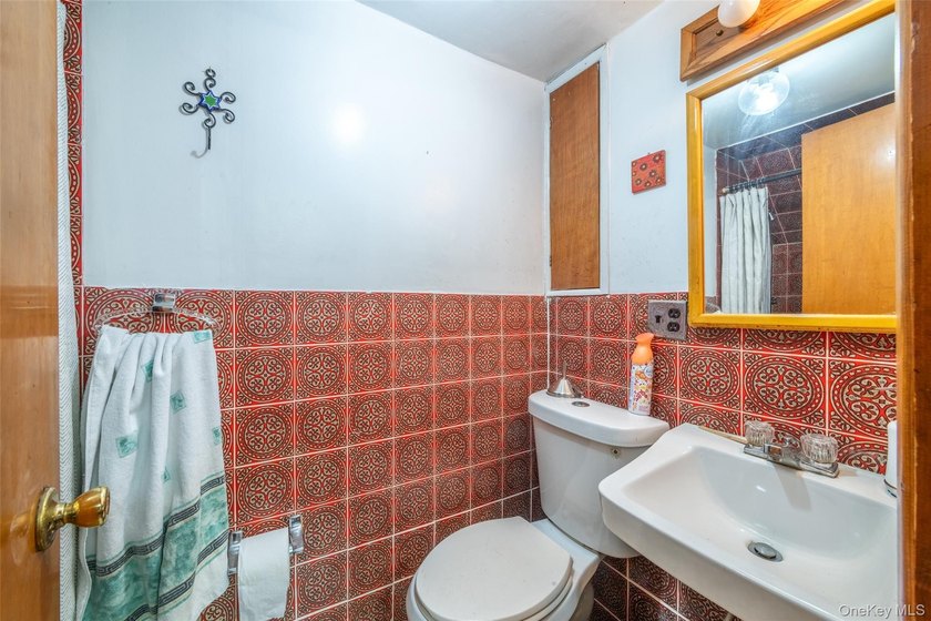Welcome to this solid brick, detached single-family home in - photo 27