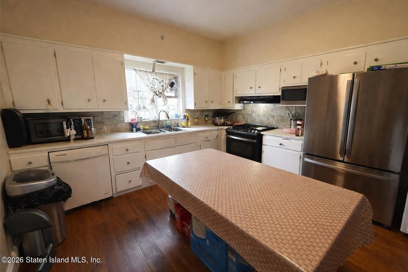 *TO BE SOLD AS A PACKAGE WITH 43 ROCKLAND AVE, 43 Rockland can - photo 4