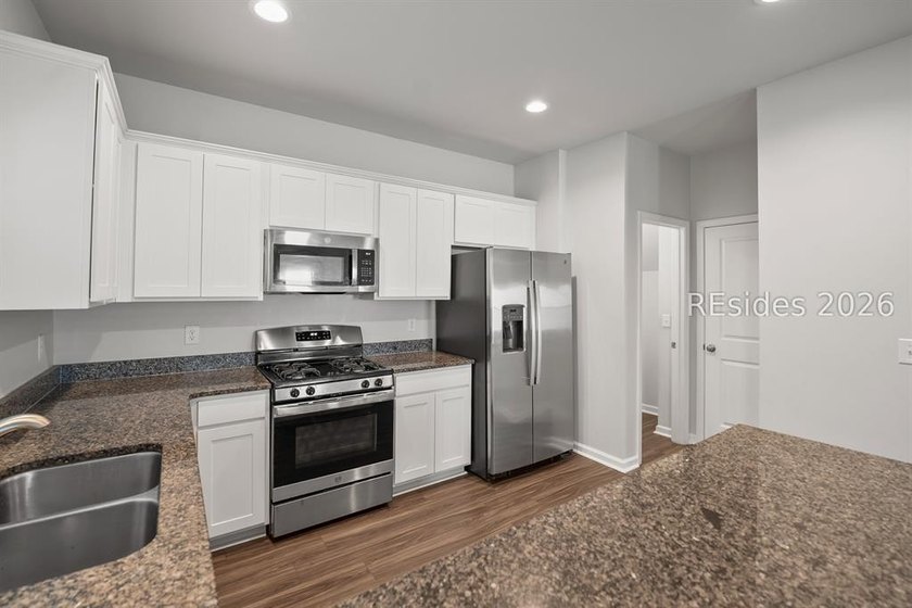 Welcome to 103 Chestnut Street in the desirable Shell Point - photo 12