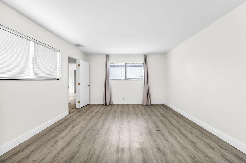 Beautifully updated two-story townhouse located in the highly - photo 32