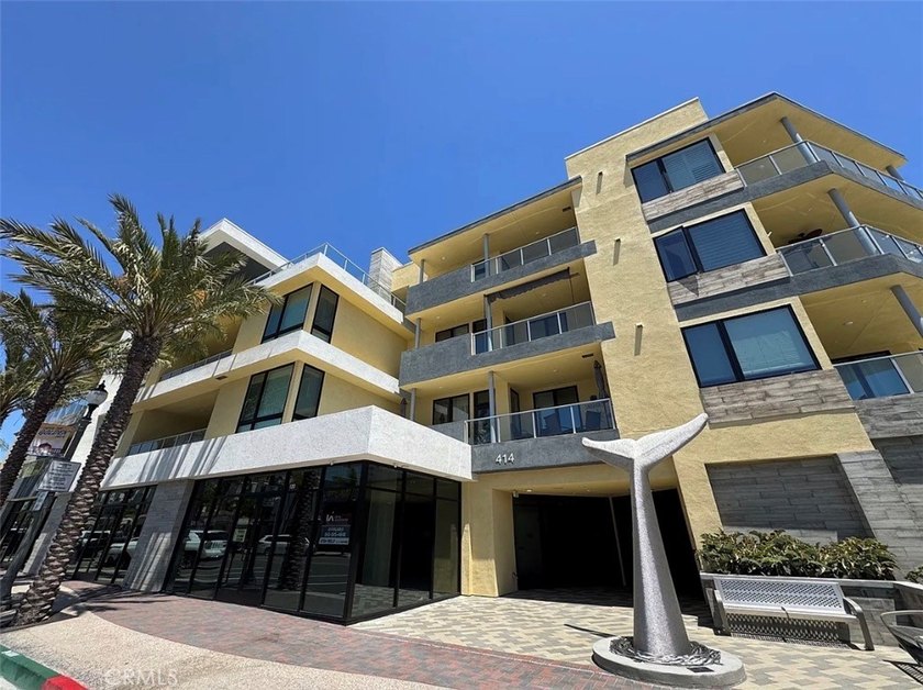Live the Huntington Beach Downtown lifestyle every single day in - photo 33