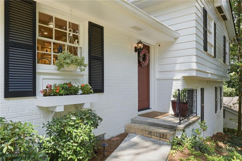 Located in the highly sought-after Teasley Elementary School - photo 4