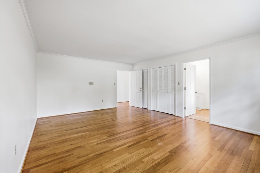 613 Cypress Ct. offers a perfect blend of southern charm and - photo 6