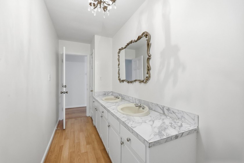 613 Cypress Ct. offers a perfect blend of southern charm and - photo 9
