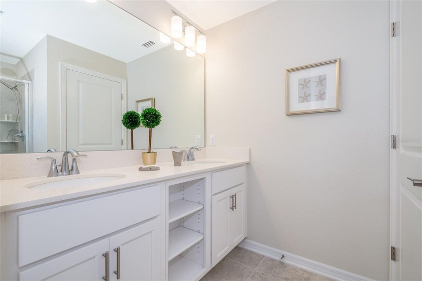 AMAZING SECOND FLOOR CONDO FULLY TILED &amp; FURNISHED. If you want - photo 14