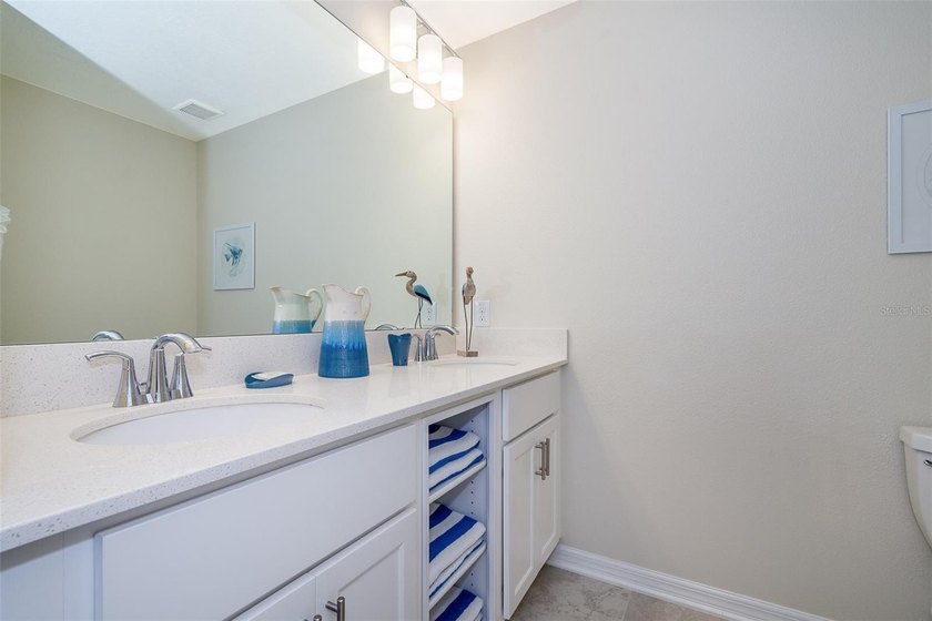 AMAZING SECOND FLOOR CONDO FULLY TILED &amp; FURNISHED. If you want - photo 15