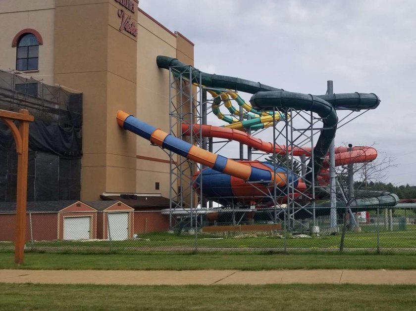 Ready to be a part of the Wisconsin Dells Waterpark Resort - photo 23
