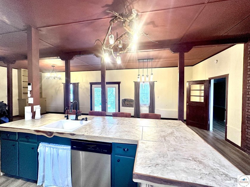 MOTIVATED SELLER! Enjoy the lake lifestyle without the lakefront - photo 4