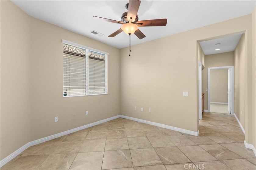 Beautifully maintained over 1800 sq home located in the 55+ - photo 10