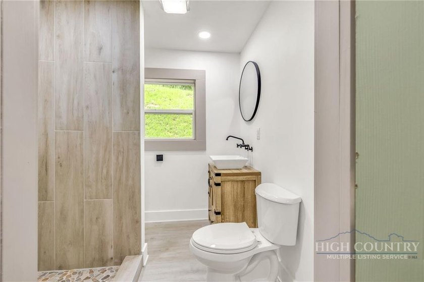 Welcome to this charming 2-bedroom, 2-bath Storybook Cottage - photo 25