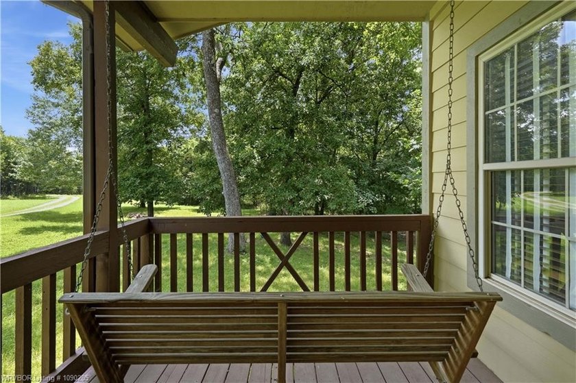 Only a few miles to Burnt Cabin Marina! Beautiful home secluded - photo 37